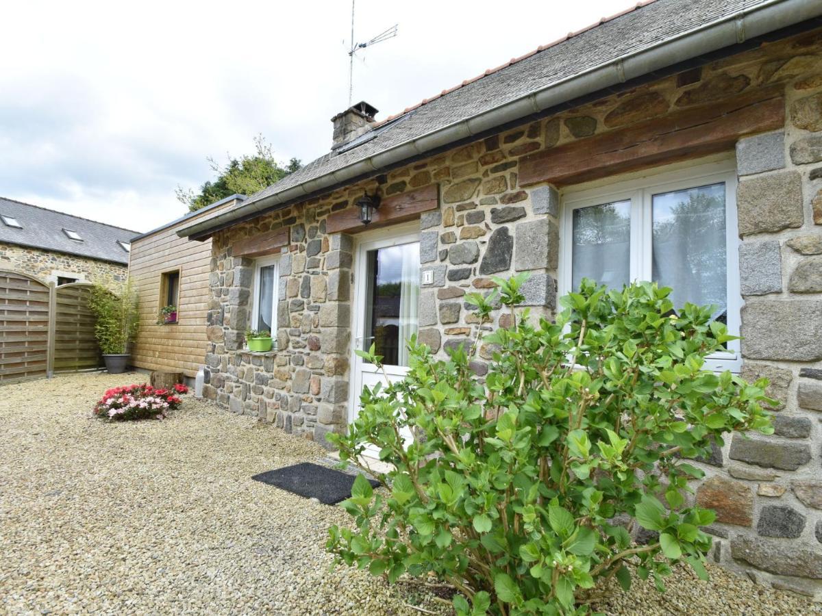 Villa Breton Stone House In Saint Gilles Les Bois Esterno foto