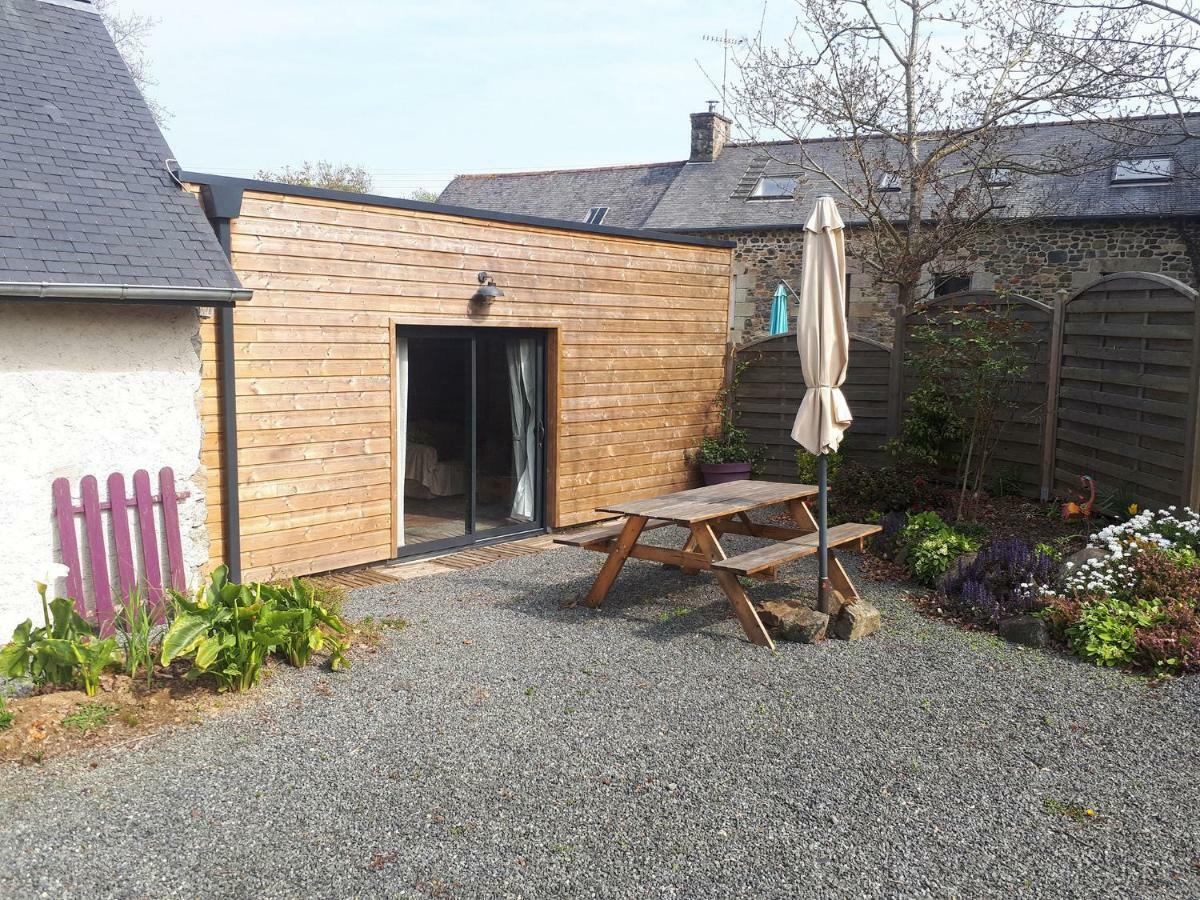 Villa Breton Stone House In Saint Gilles Les Bois Esterno foto